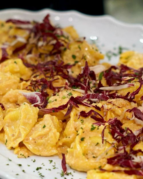<p>Tortelloni al salmone</p>